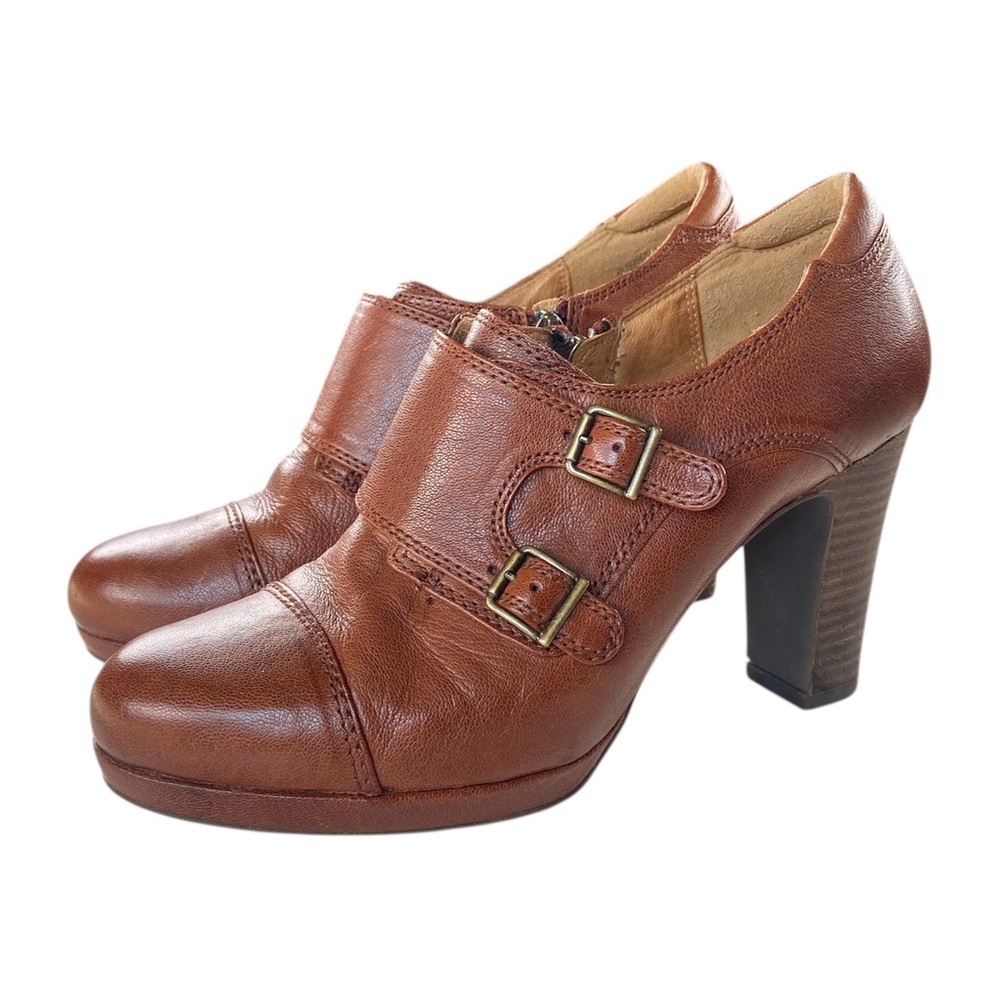 Clarks Shoes Women’s Size 9 M Brown Leather Heeled Boots Strap + Buckle Artisan